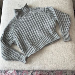 H&M Cropped Knit Turtleneck- Size M